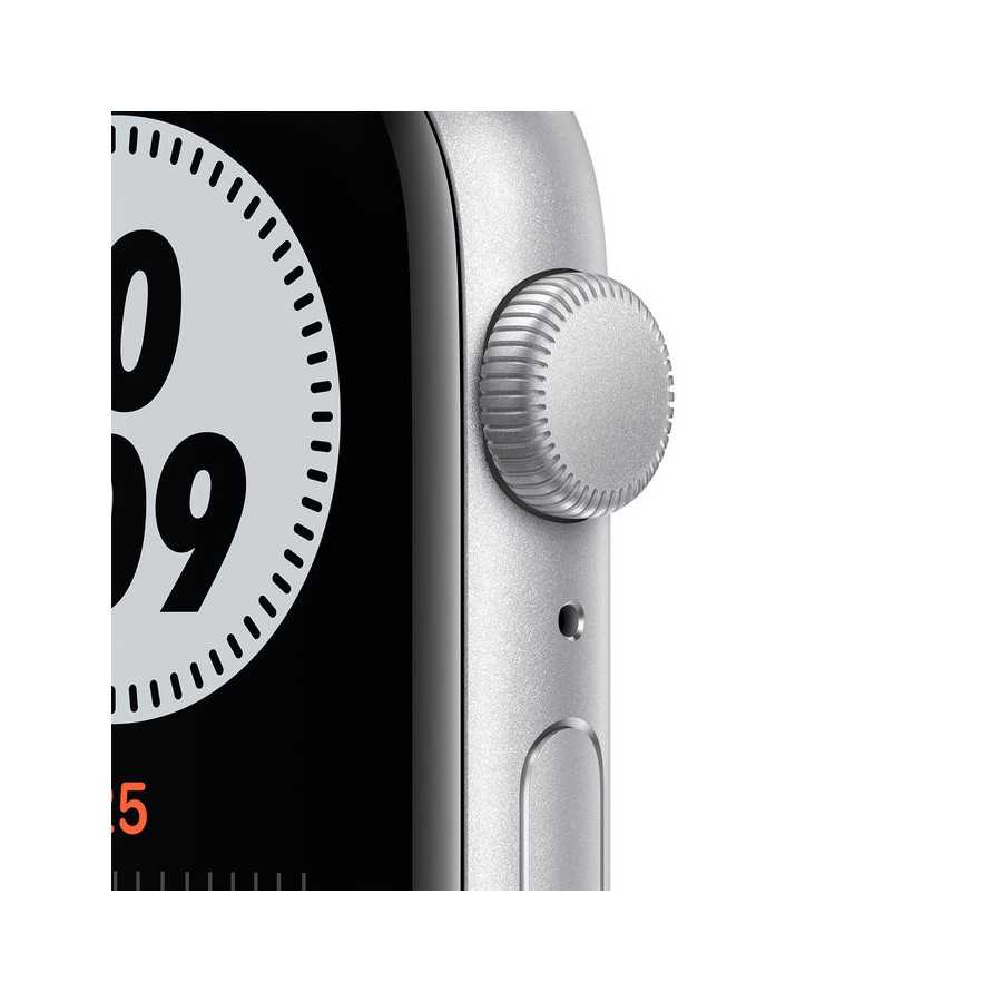 Apple Watch SE - Argento NIKE ricondizionato usato WSEALL44MMGPSNIKESILVER-A+