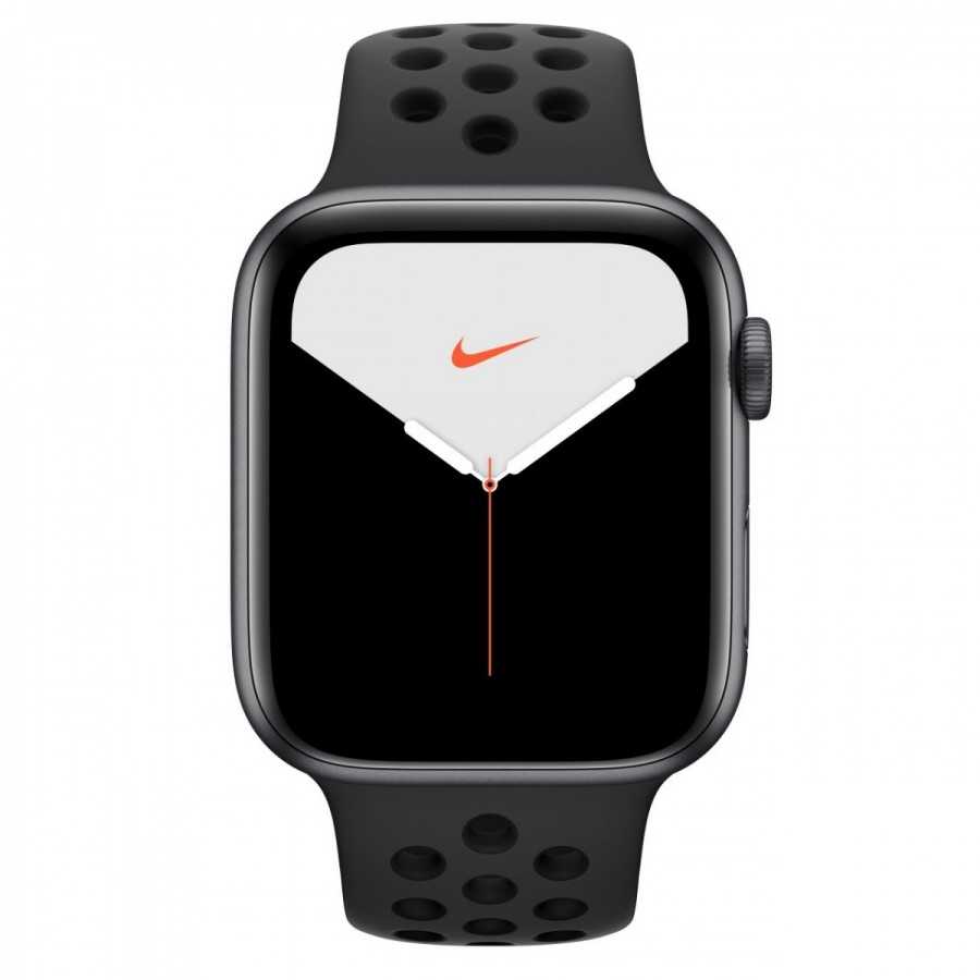 Apple Watch 5 - Grigio Siderale Nike ricondizionato usato W5ALL40MMCELLNIKENERO-A+